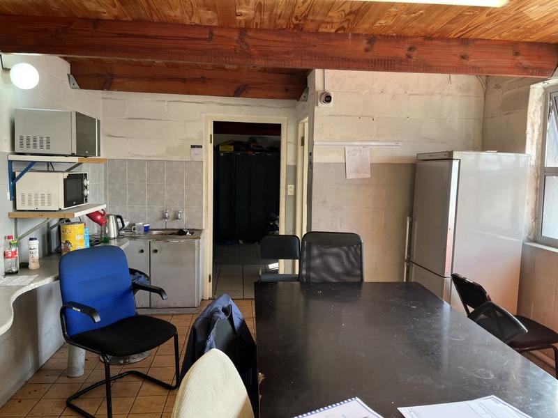 To Let Commercial Property for Rent in Montague Gardens Western Cape